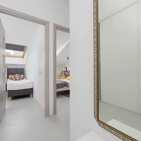 Daire Cityview Two-Storey Apartment Hala Mirowska Warsaw By Noclegi Renters