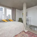 דירה Cityview Two-storey Hala Mirowska By Renters *