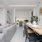 Cityview Two-storey Hala Mirowska By Renters דירה ורשה