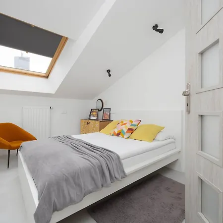Cityview Two-storey Hala Mirowska By Renters Apartmán *
